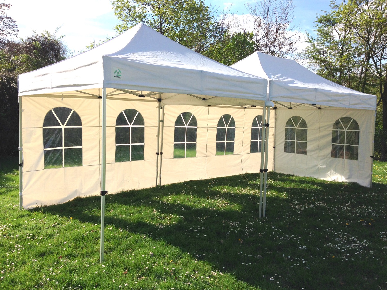 Kombiniertes Faltzelt 3 × 7,5 m